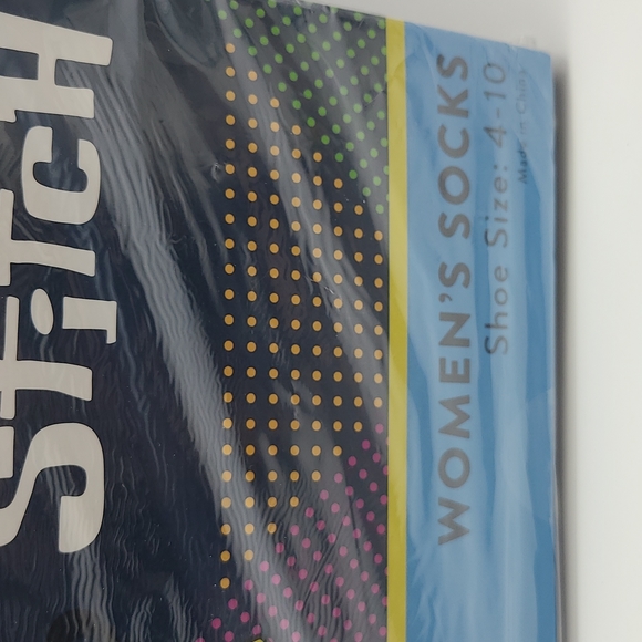 Disney Lilo and Stitch 15 Days of Socks Advent Calendar - Picture 3 of 3